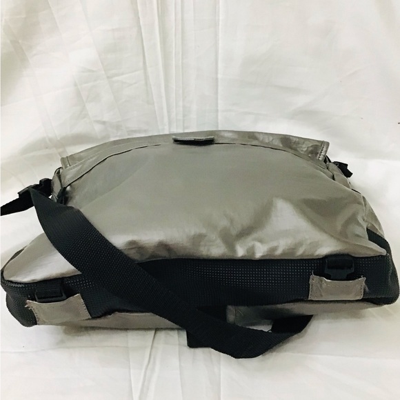 VINTAGE ESPIRIT Crossbody Messenger Bag - Picture 3 of 15